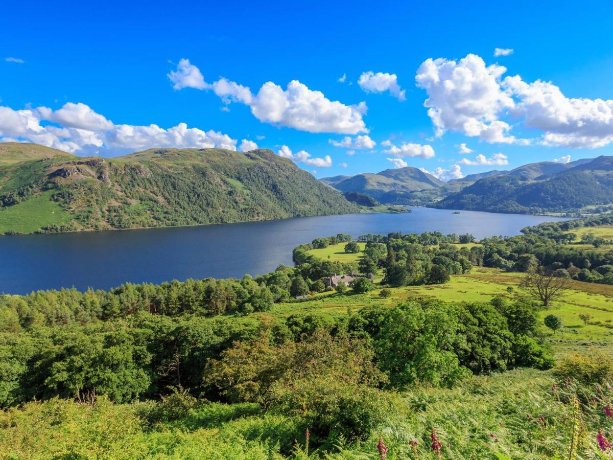Rayside Villa Penrith Bagian luar foto